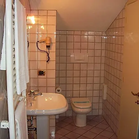 Hotel 2